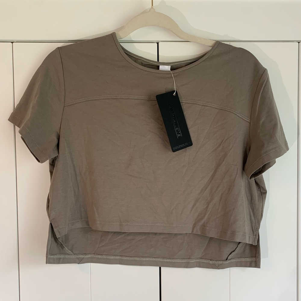 Alphalete Neutral Tan Women's Crop Top Size‎ XL